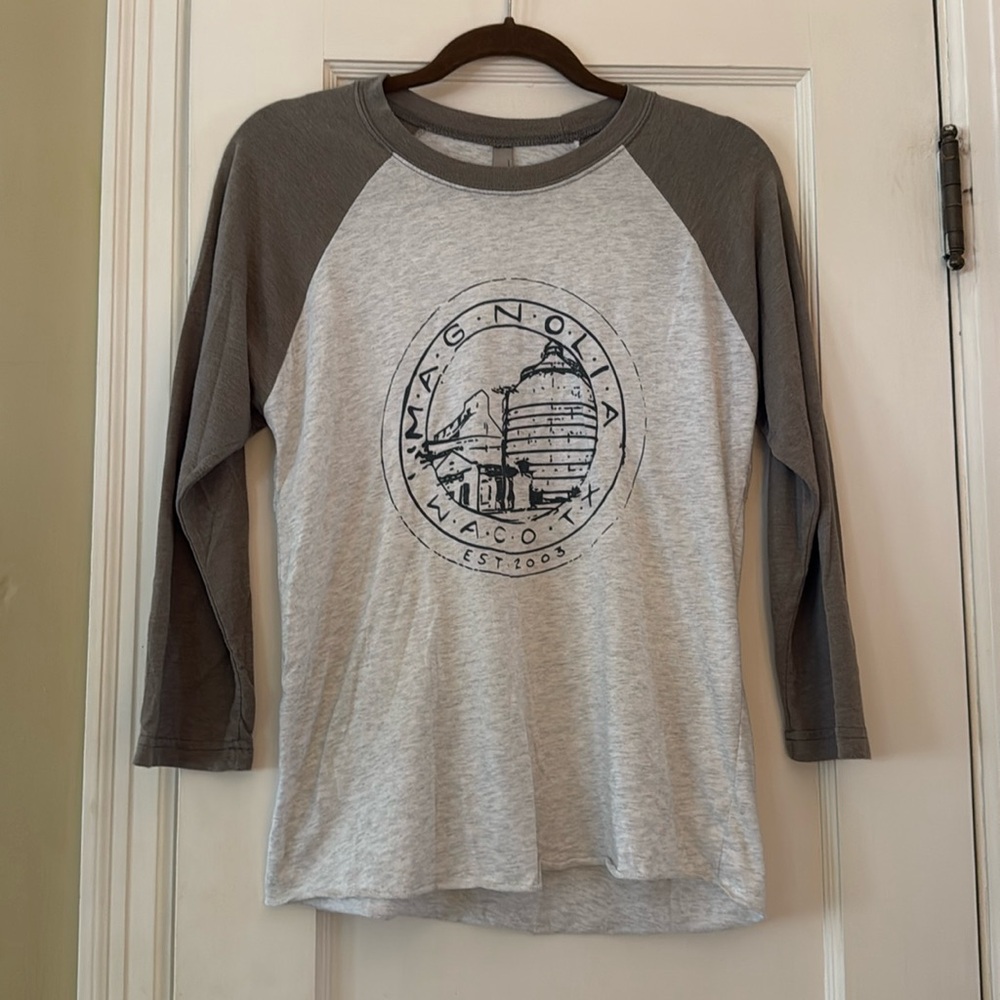 Magnolia Waco TX Fixer Upper Size S 3/4 Sleeve Baseball T-shirt Chip and Joanna